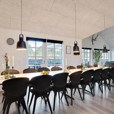 18 Person In Nørre Nebel