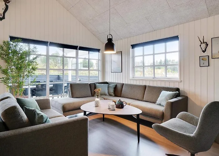 18 Person In בית נופש *