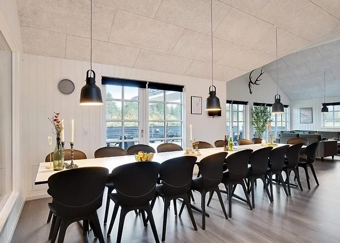 18 Person In Nørre Nebel