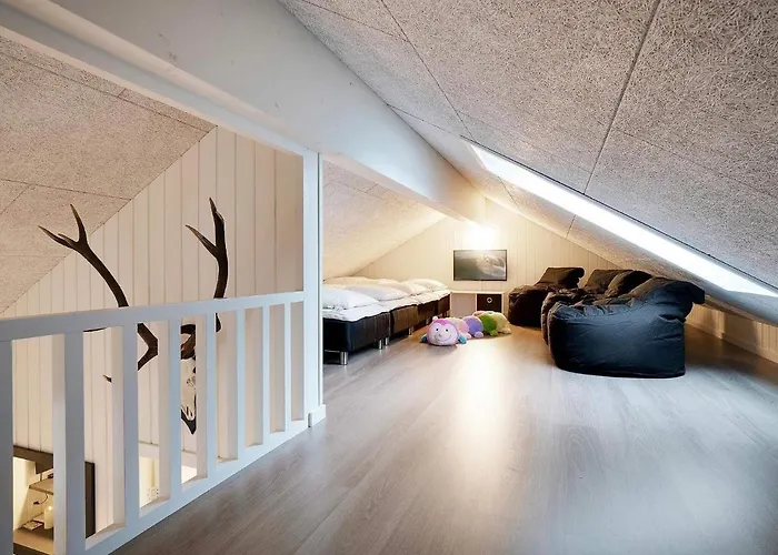 18 Person In בית נופש *