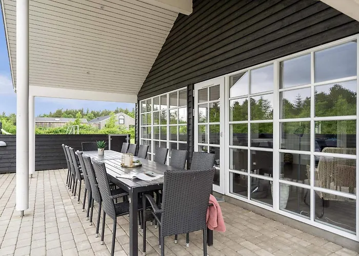 בית נופש 18 Person In